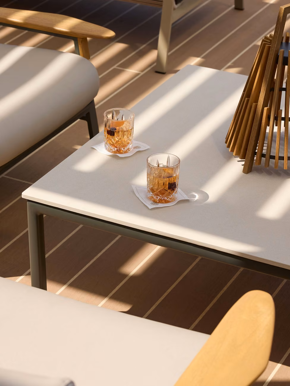 Sky Bar on 14 auf einem offiziellen EXPLORA-II-Bild