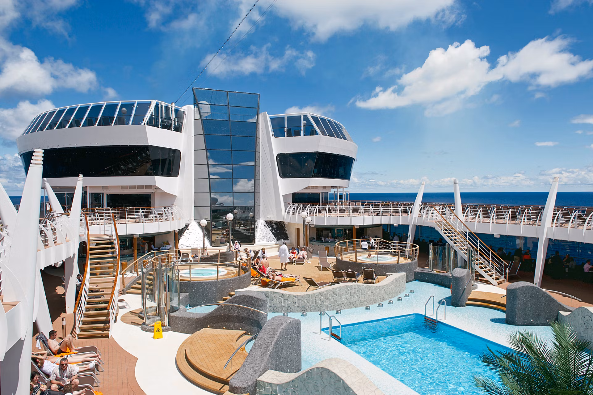 Garden Pool der MSC Divina