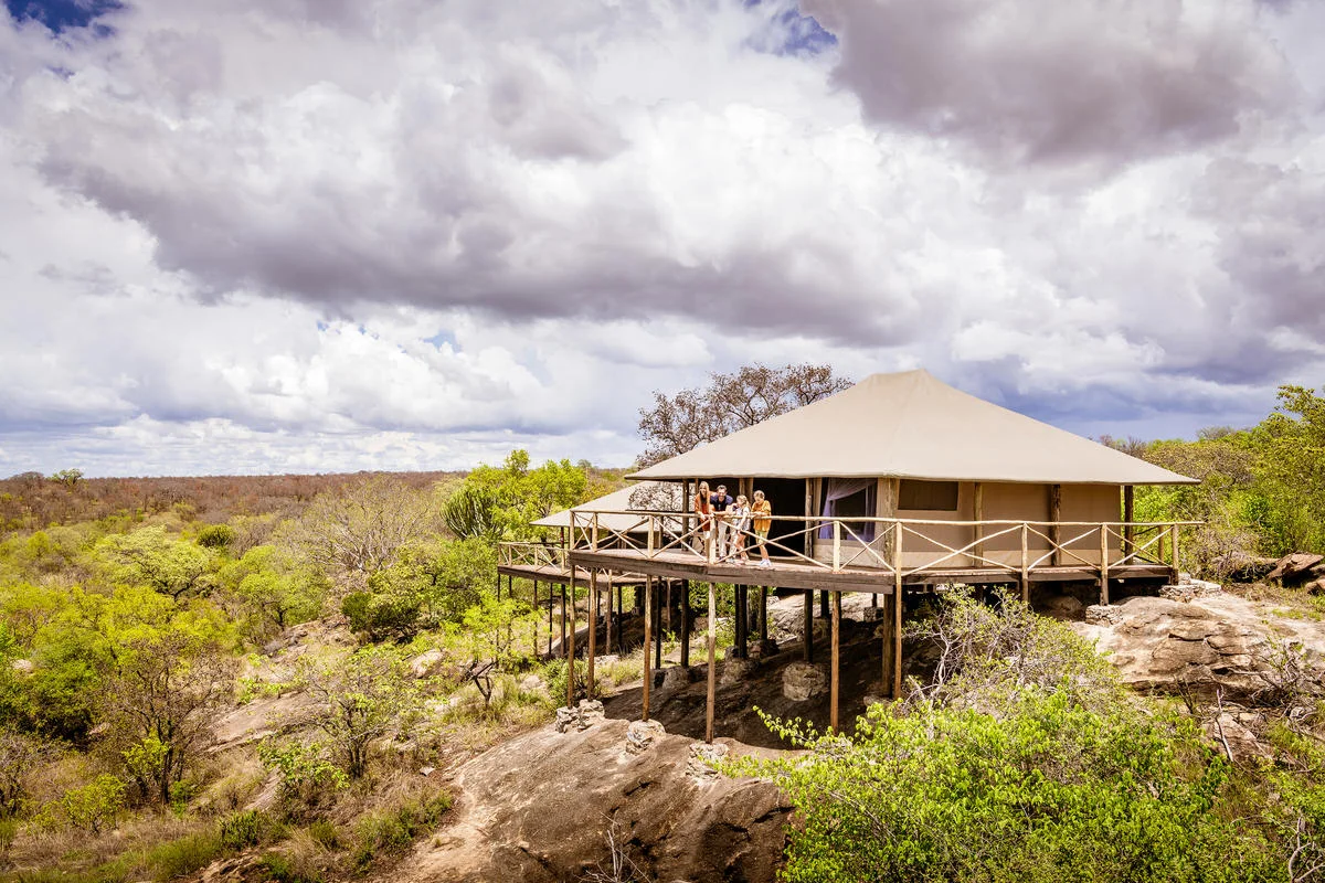 Ormatai Rock Lodge in der Landschaft von Tarangire