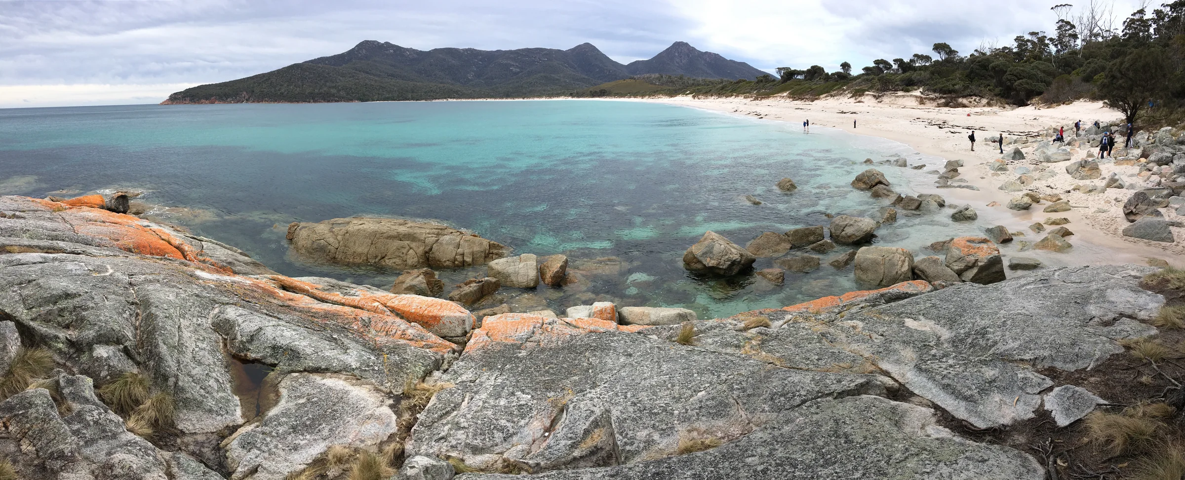 Wineglass Bay an der Küste Tasmaniens